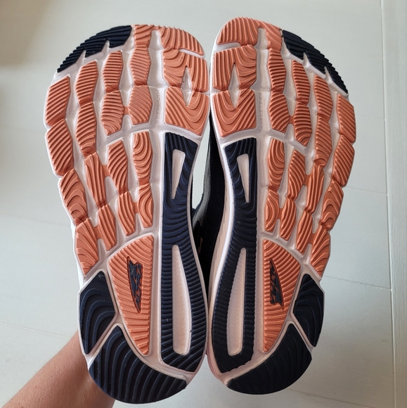 🆕️ Altra Torin 6 Road Running Shoes in Navy / Coral - Picture 9 of 12